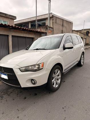 MITSUBISHI OUTLANDER 2.4 4X4 16V GASOLINA 4P AUTOMÁTICO